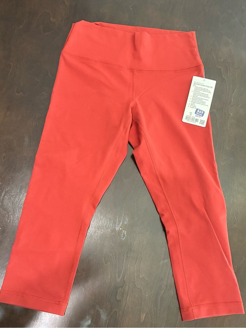 Lululemon High Rise Crop